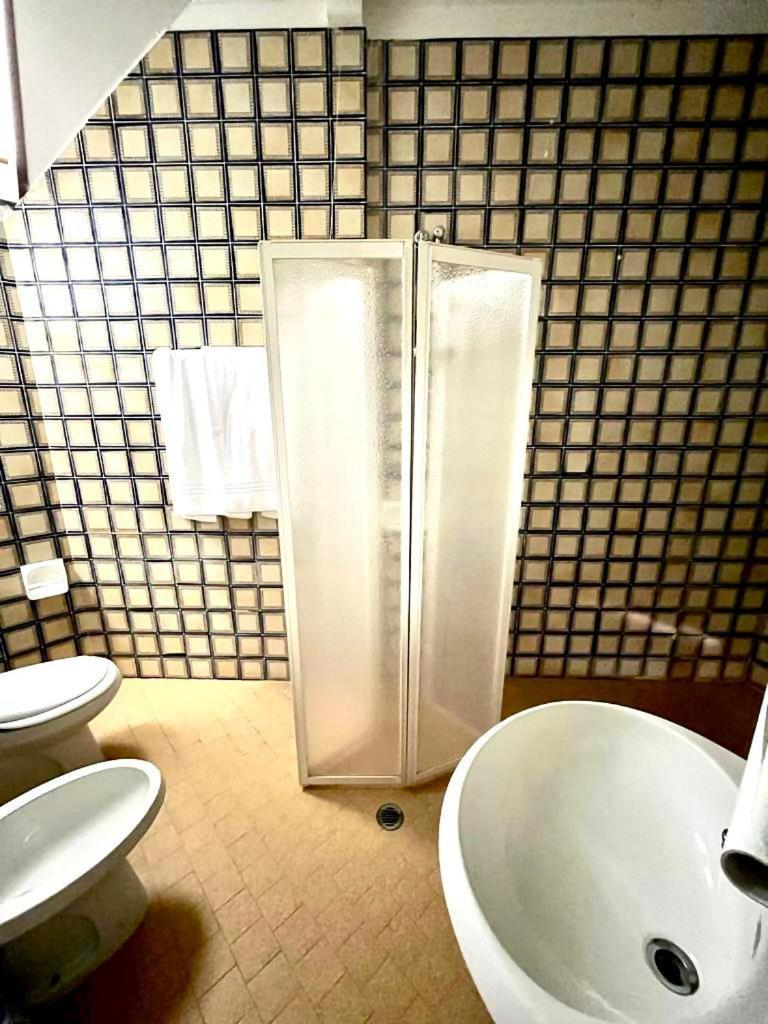 Hotel Nazionale Cervia Esterno foto